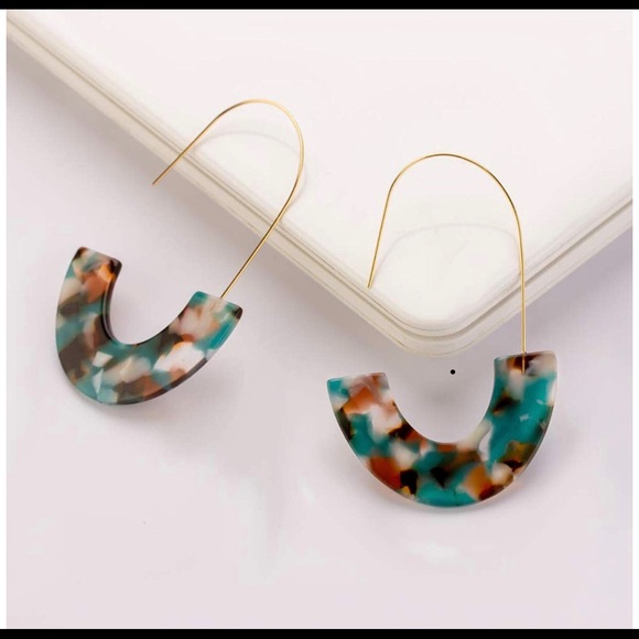 FAIDRA RESIN DROP EARRINGS tortoise Shell - Picture 2 of 3